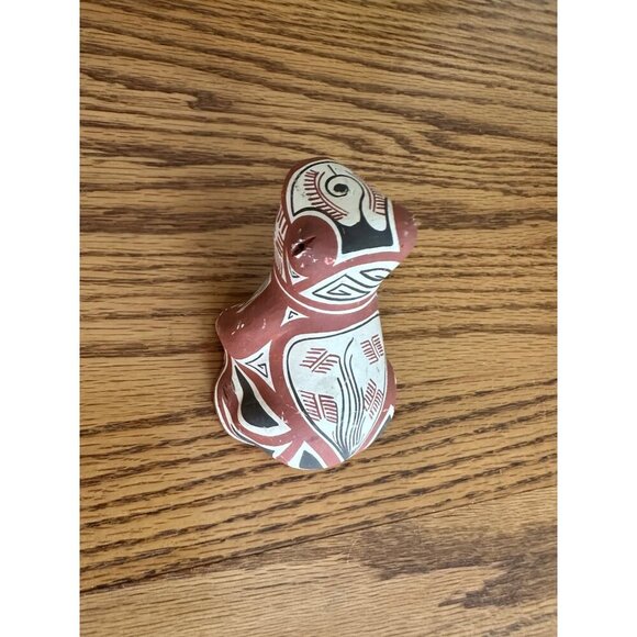 Handcrafted Ceramic Llama Figurine Mexican Folk Art Quirky Decor Desk Accessory - Picture 8 of 8